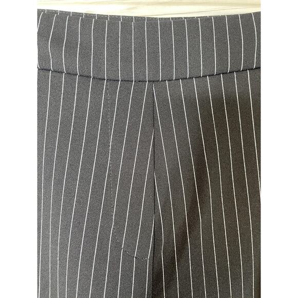 Roz & Ali Pants Womens 16 Black Pinstripe Wide Leg Dress Trousers Stretch Work - Picture 2 of 10